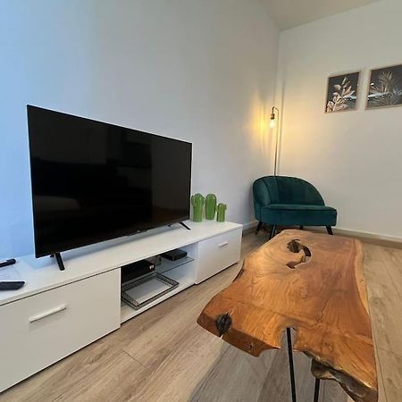 Appartement Proche Du Village Et De La Mer ルカート エクステリア 写真