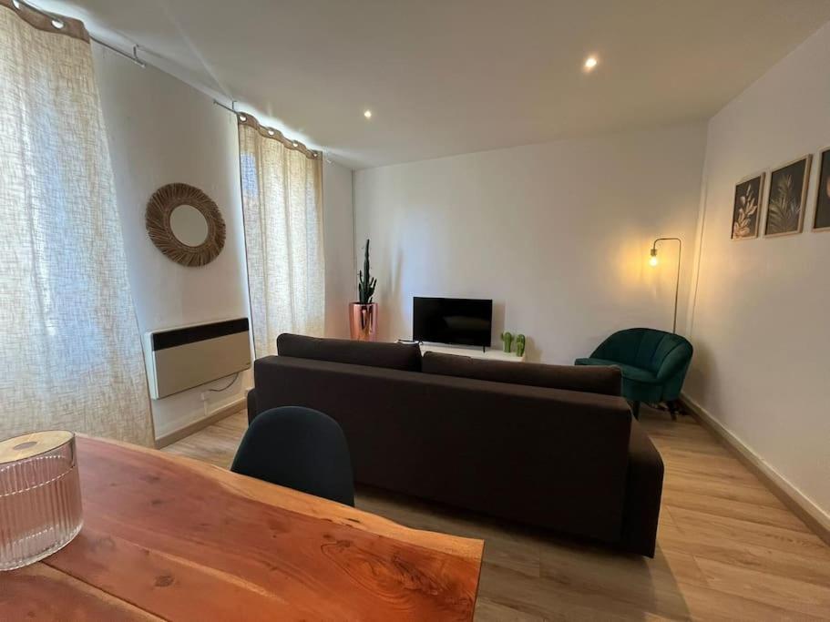 Appartement Proche Du Village Et De La Mer ルカート エクステリア 写真