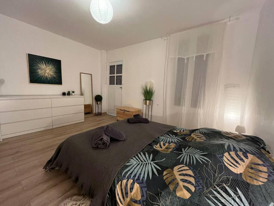 Appartement Proche Du Village Et De La Mer ルカート エクステリア 写真